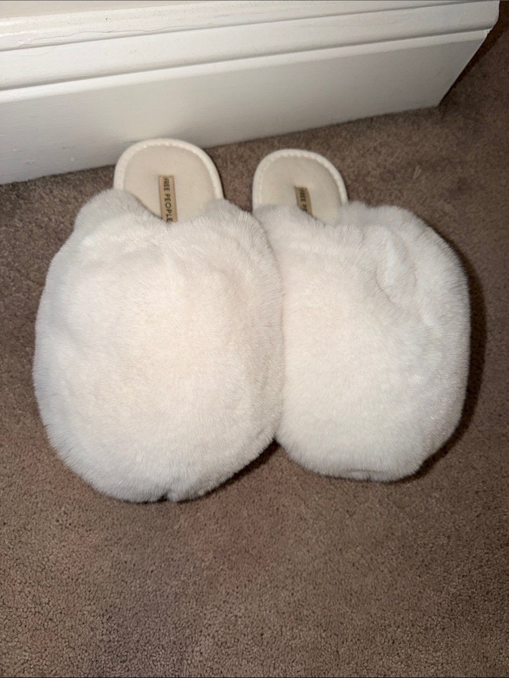 Free People Cream Plush Fuzzy Slide Slippers